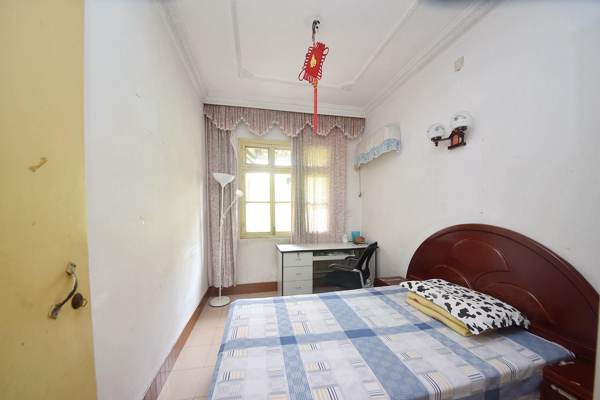 桂花路锻压小区  2室2厅1卫    46.0万卧室