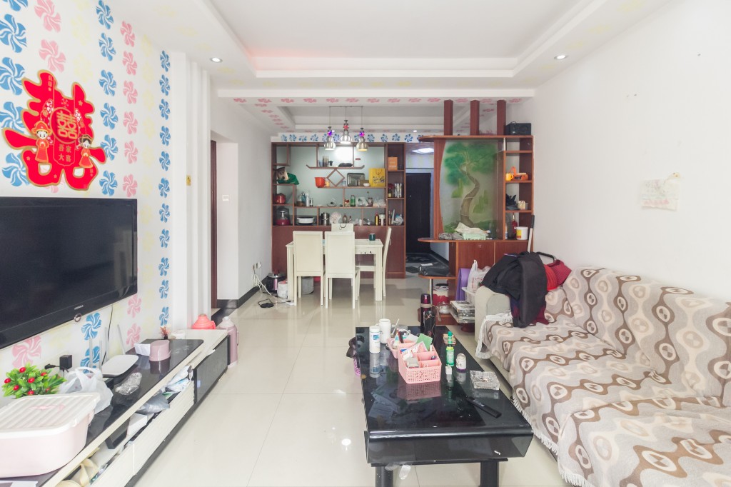 华天LOHO小镇 2室2厅1卫 45.0万 华天LOHO小镇 2室2厅1卫 45.0万客厅