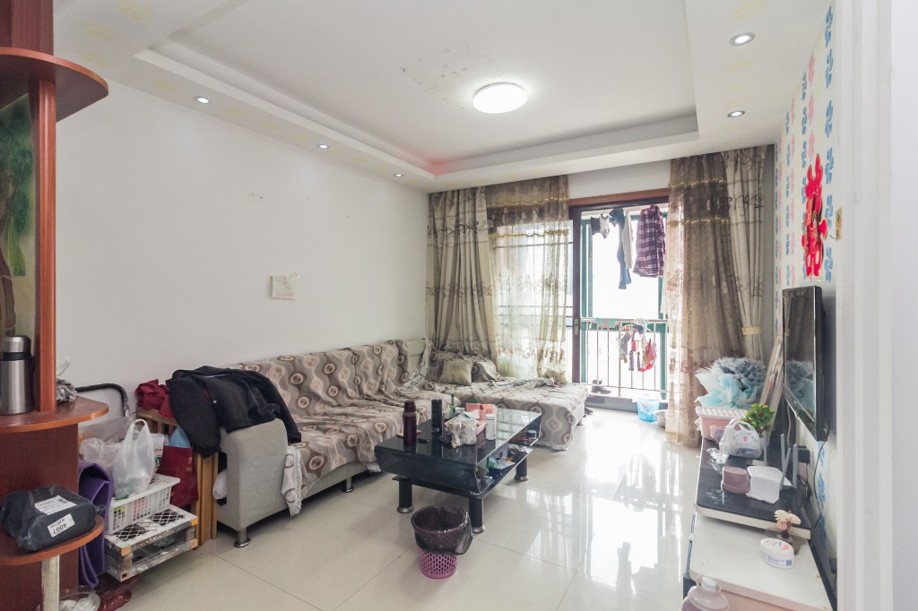 华天LOHO小镇 2室2厅1卫 45.0万 华天LOHO小镇 2室2厅1卫 45.0万客厅