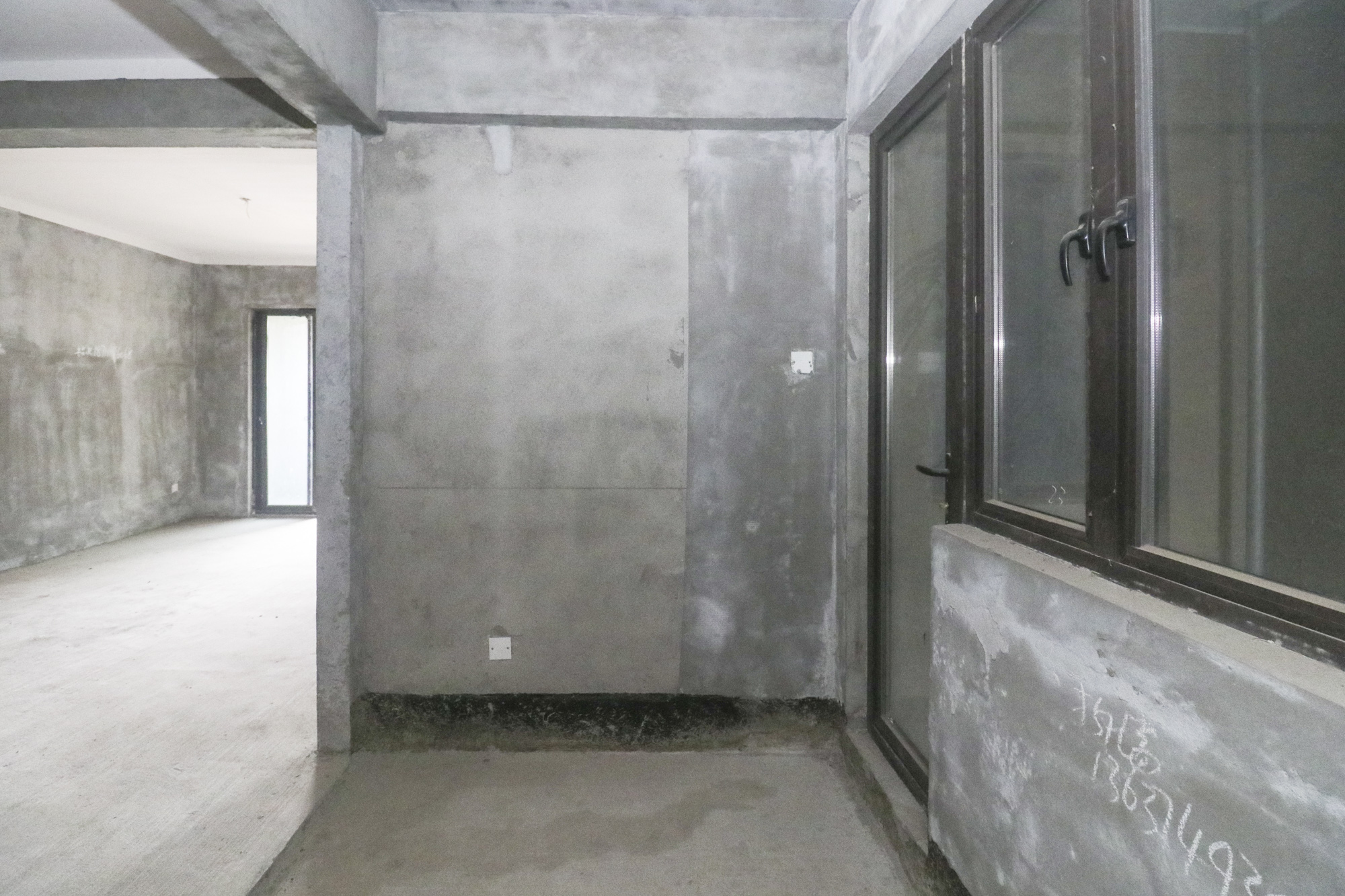 光明E城  2室2厅1卫    86.0万其他