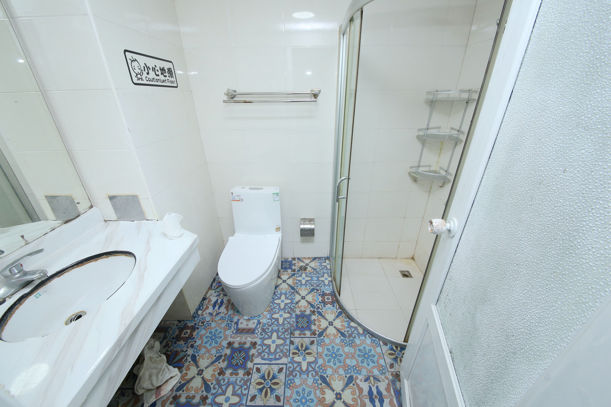 新国际（森和大厦）  1室1厅1卫    46.8万卫生间