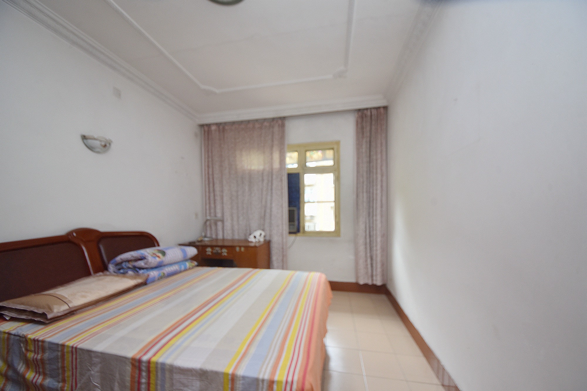 桂花路锻压小区  2室2厅1卫    46.0万卧室