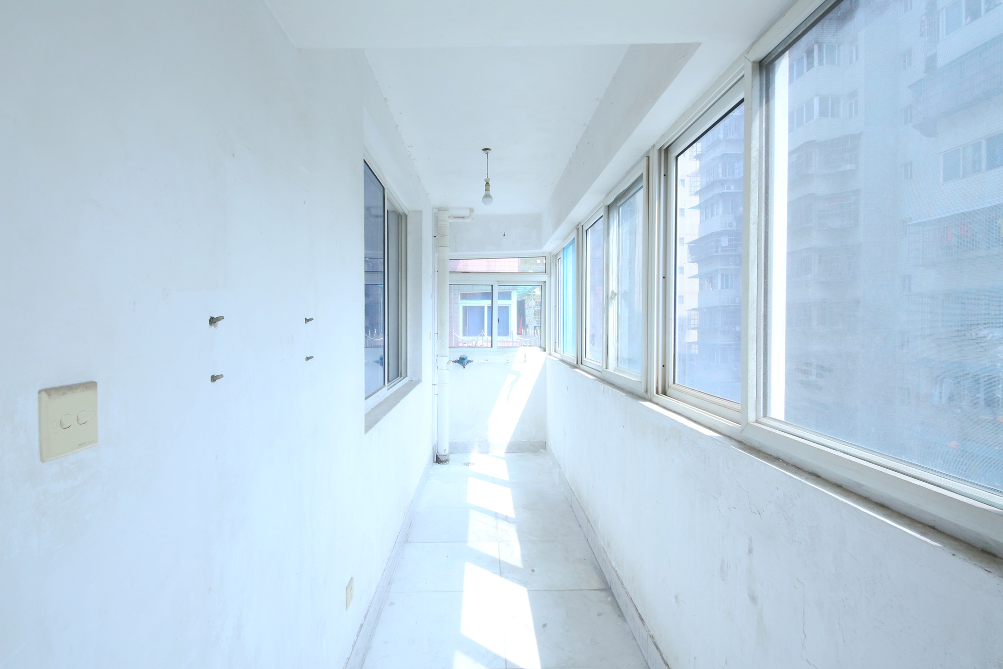 万顺家园  3室2厅2卫    126.0万阳台