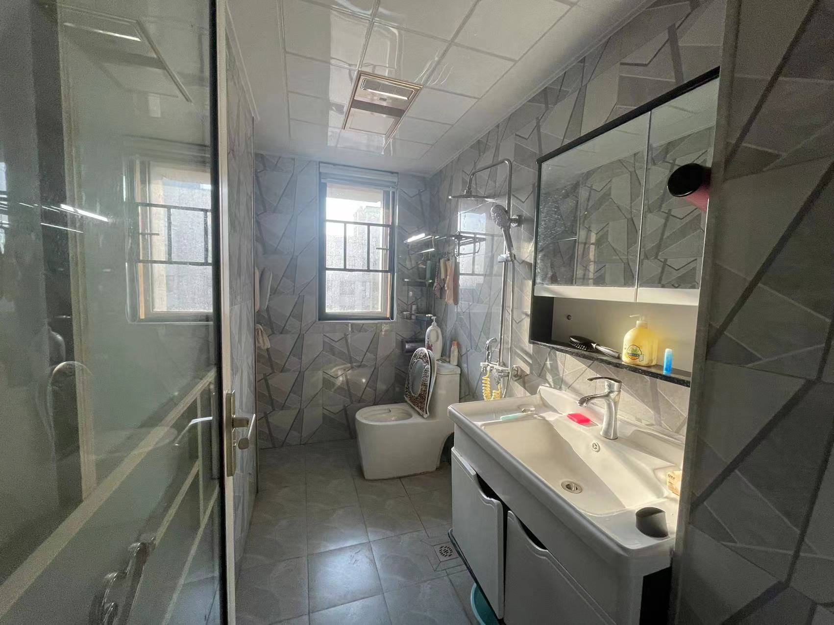 城市公园 3室2厅2卫 73.8万 城市公园 3室2厅2卫 73.8万客厅