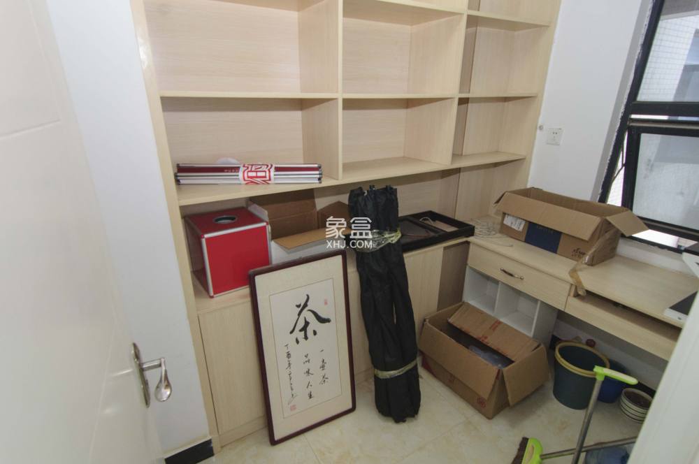 慢步江灣  3室2廳1衛(wèi)   108.00萬(wàn)