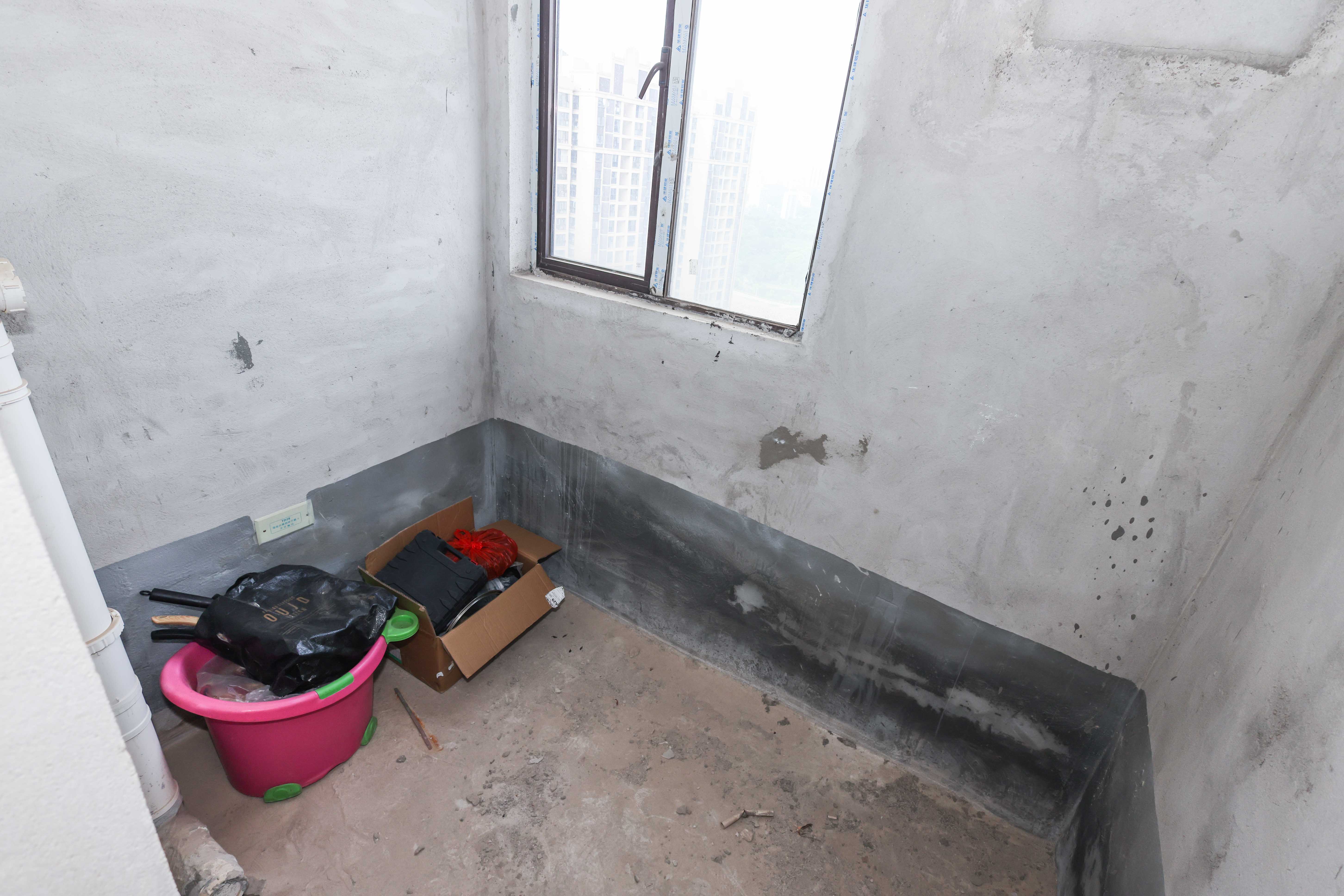 梅溪鑫苑名家  4室2厅2卫    188.0万客厅