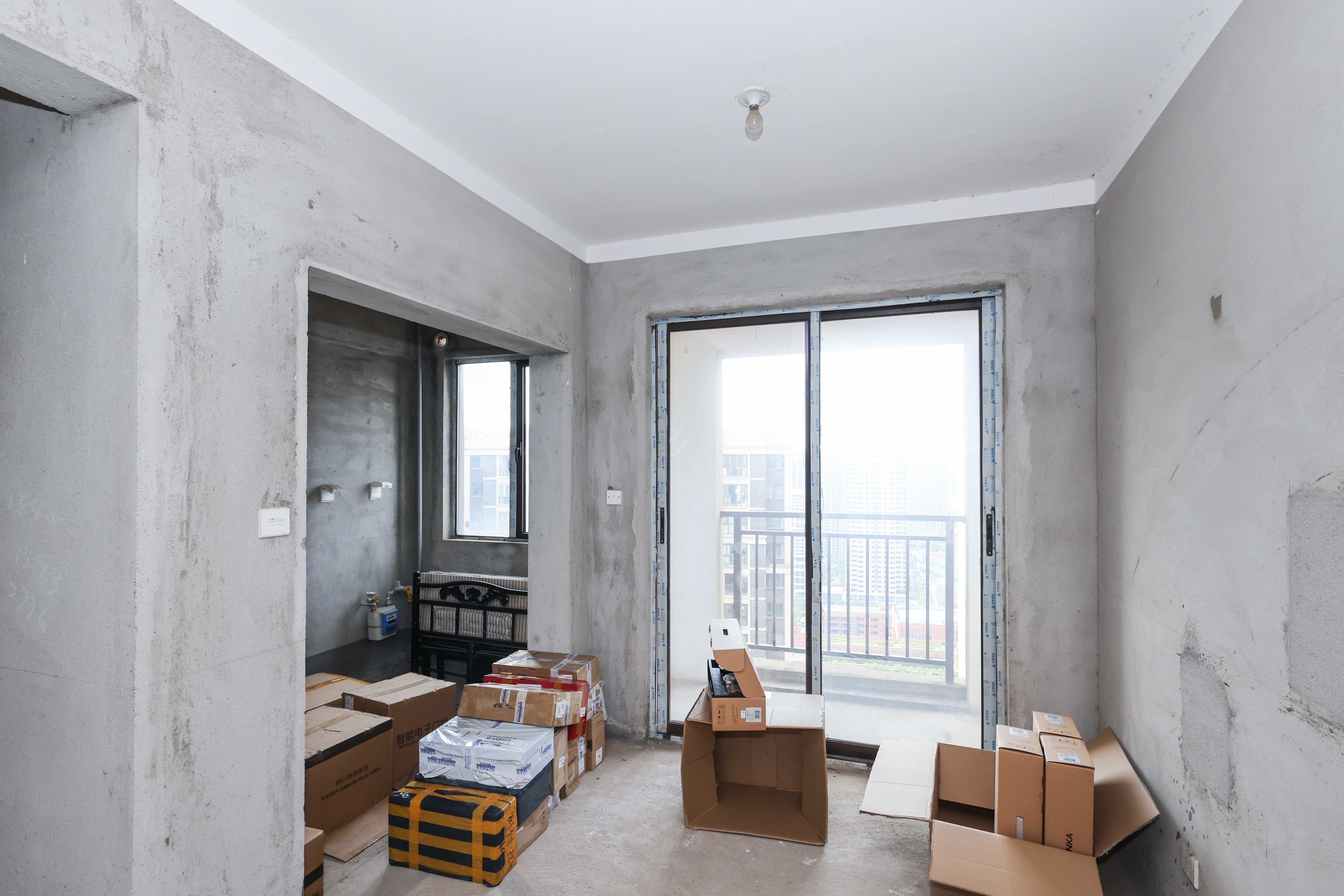 梅溪鑫苑名家  4室2厅2卫    188.0万客厅