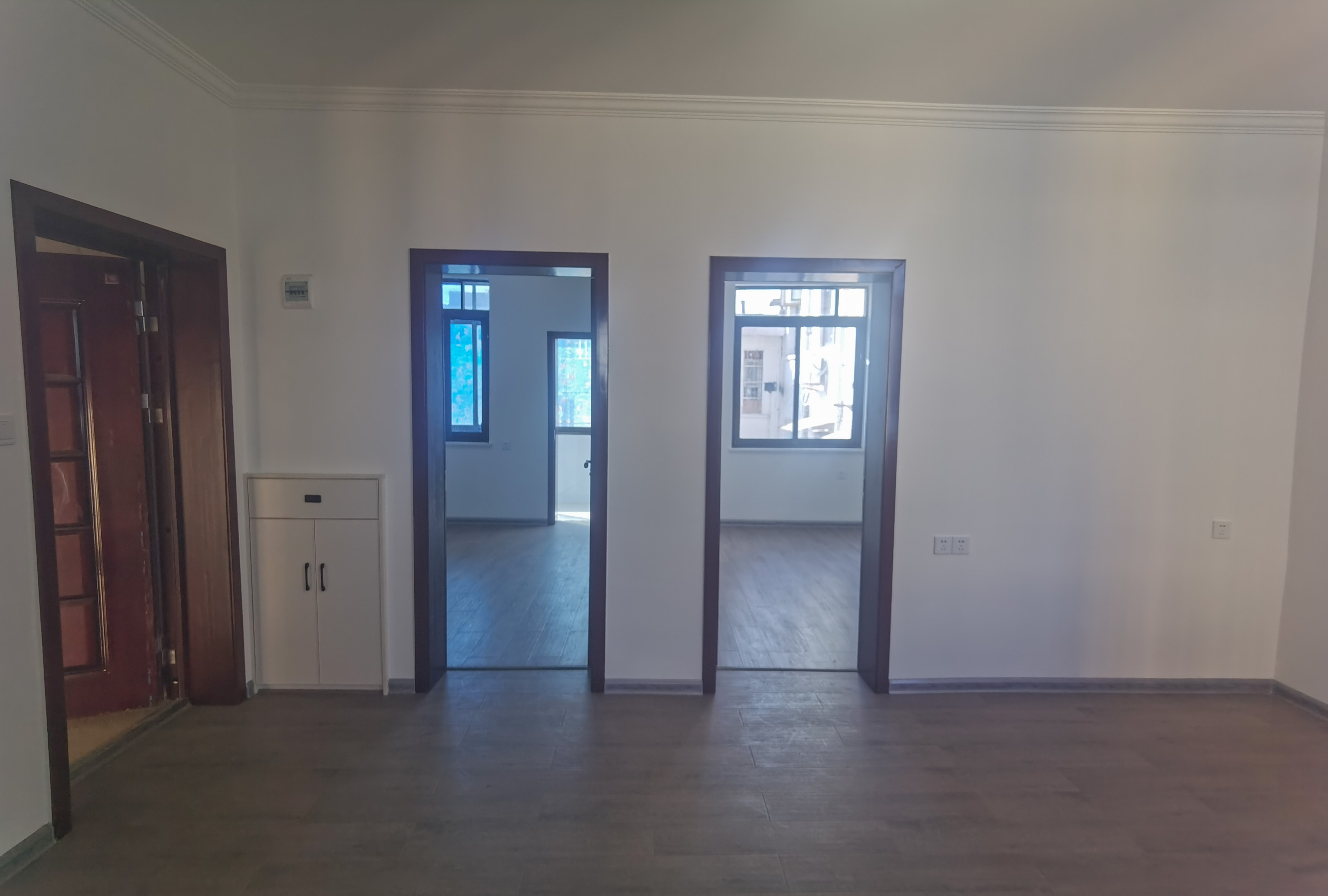 桥头社区 2室1厅1卫 28.8万 桥头社区 2室1厅1卫 28.8万客厅