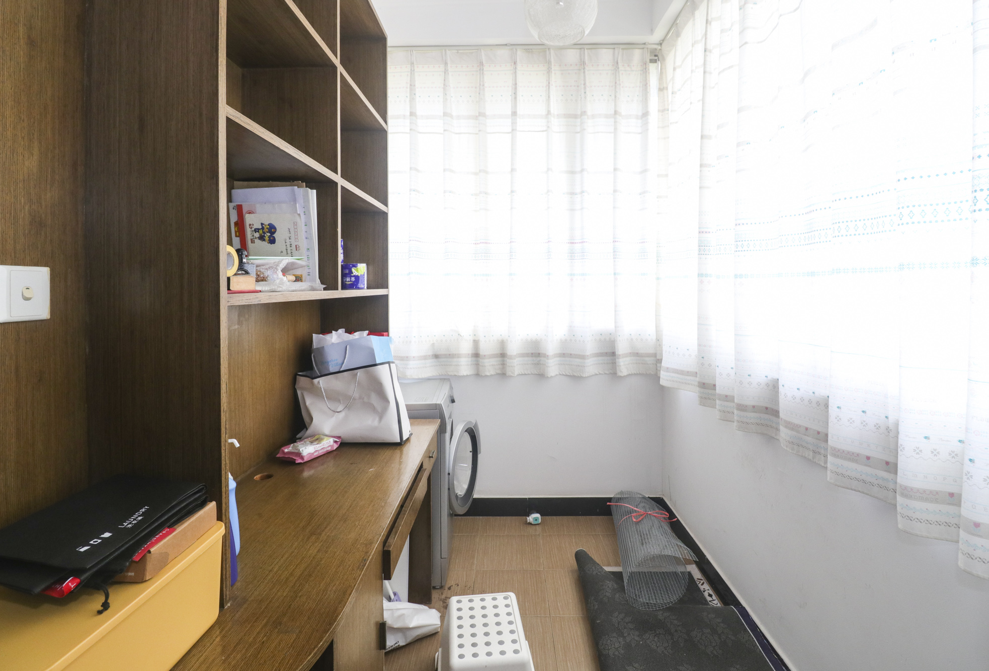 咸嘉新村悦峰园  2室2厅1卫   63.00万阳台