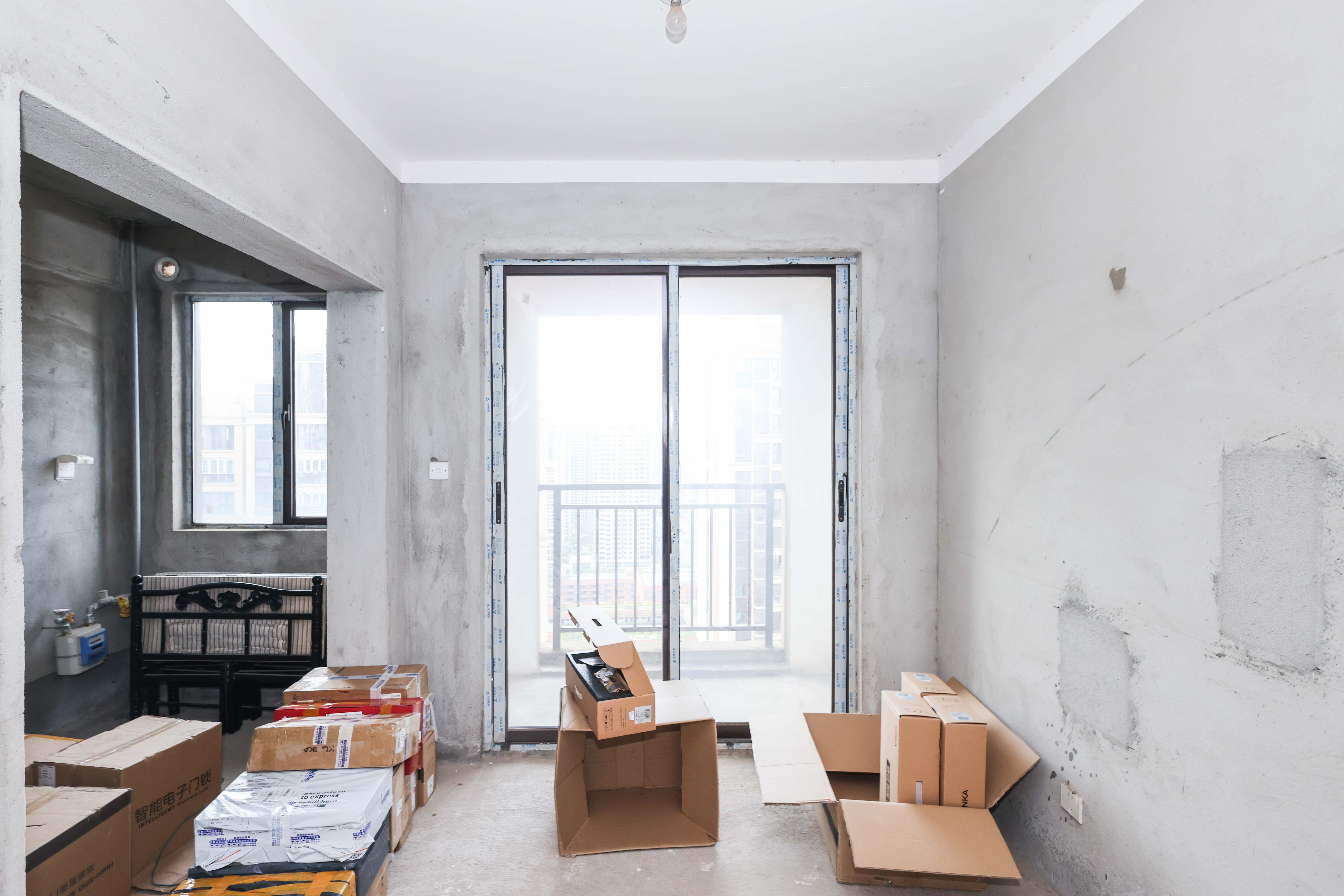 梅溪鑫苑名家  4室2厅2卫    188.0万客厅