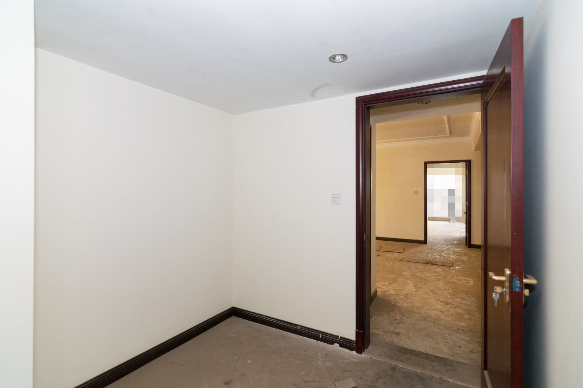 富基世纪公园  4室2厅2卫    110.0万卧室