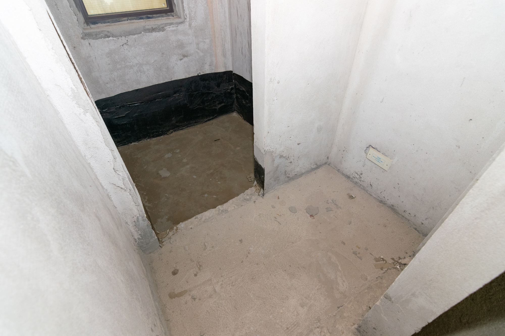 乾源国际  4室2厅2卫    106.0万客厅