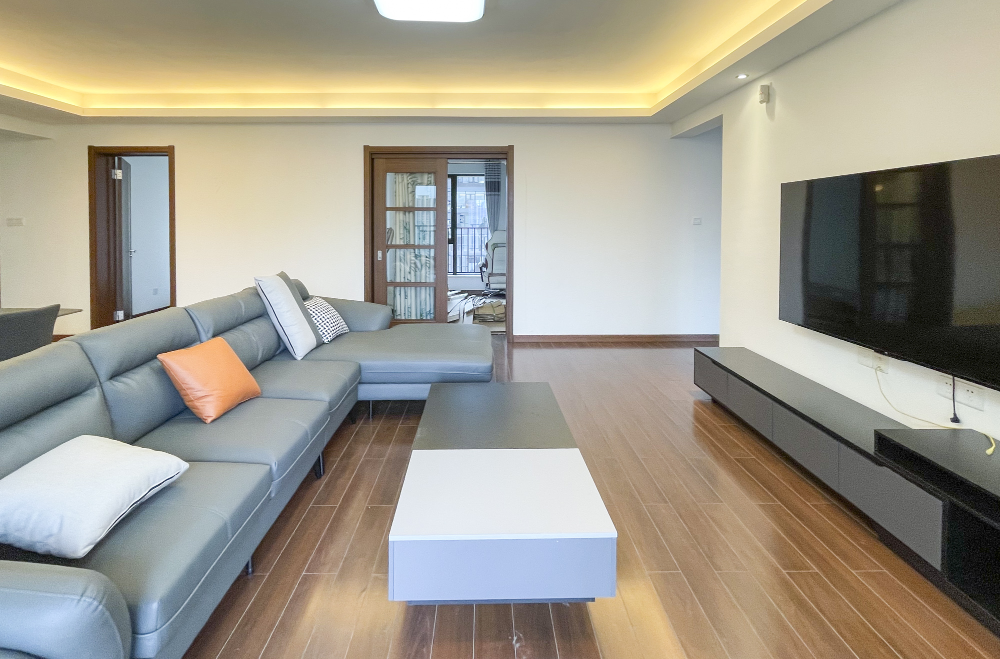 万科里金域滨江  4室2厅1卫    310.0万室内图1