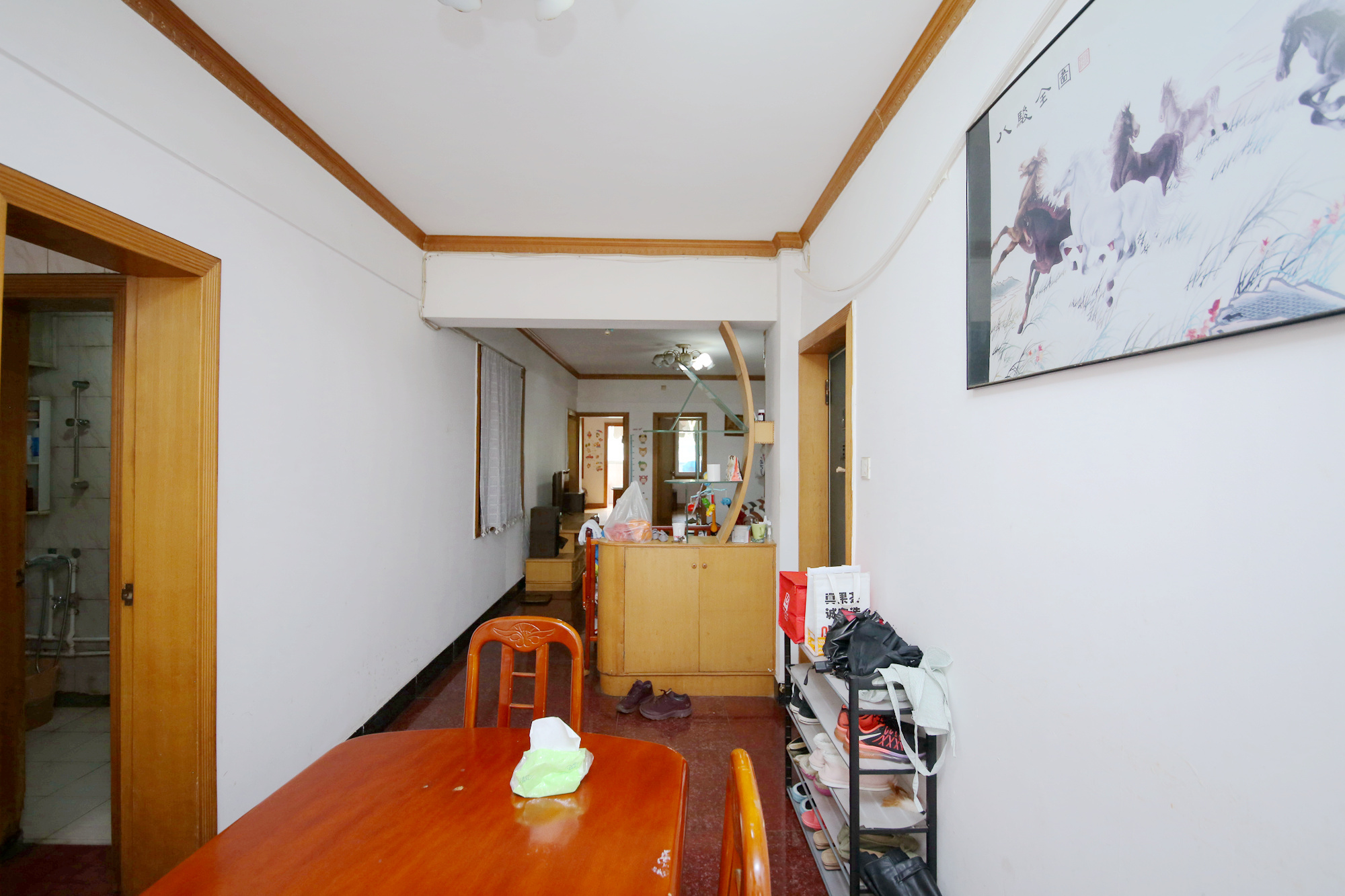 省建苑小区  3室2厅1卫    75.0万客厅