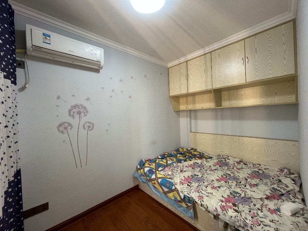 佳兆业金域天下三期 3室2厅1卫 58.8万 佳兆业金域天下三期 3室2厅1卫 58.8万客厅