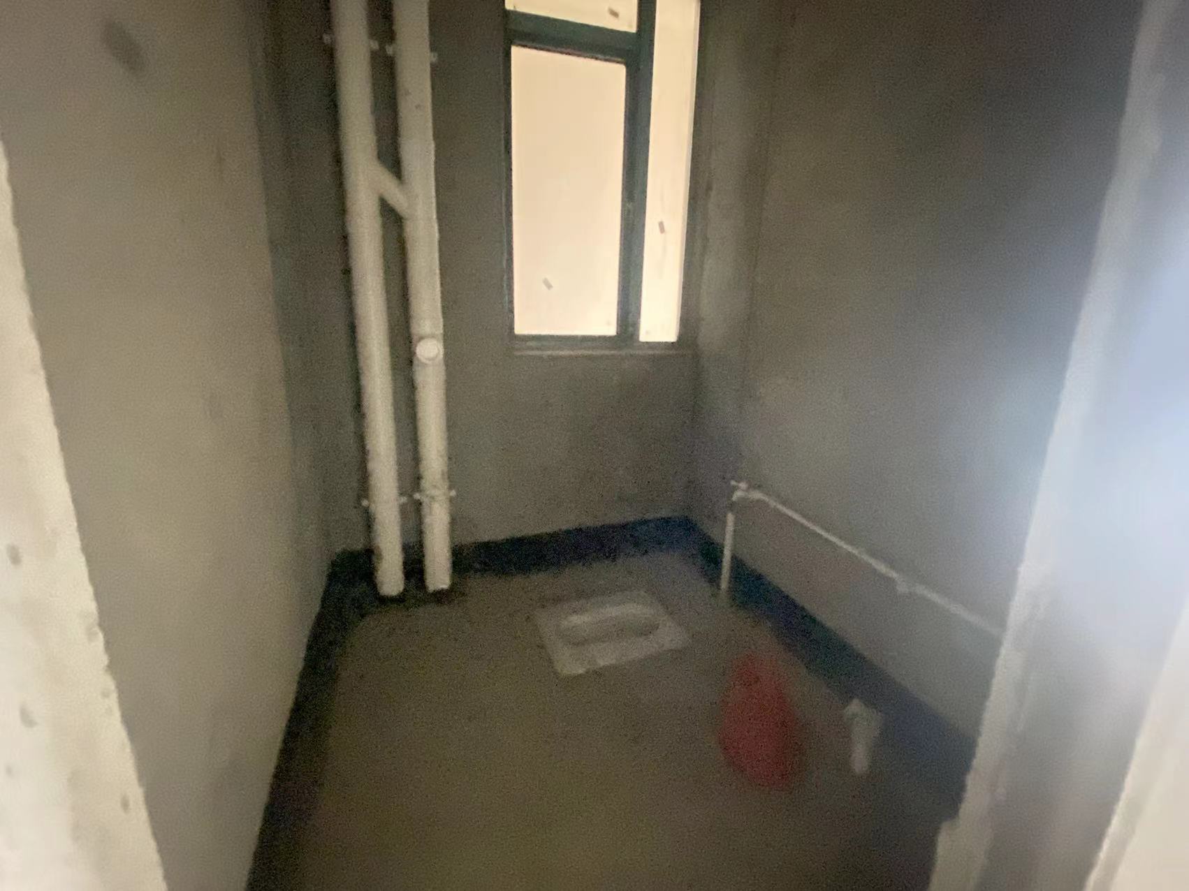 山水洲城华晨第一城 3室2厅1卫 48.0万 山水洲城华晨第一城 3室2厅1卫 48.0万客厅