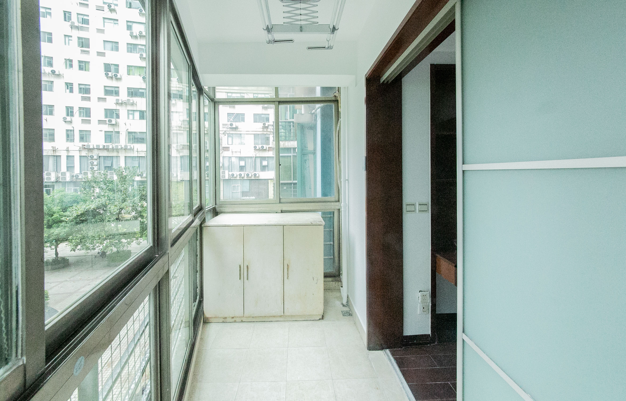 锦绣华天  4室2厅2卫    133.0万 锦绣华天  4室2厅2卫    133.0万阳台