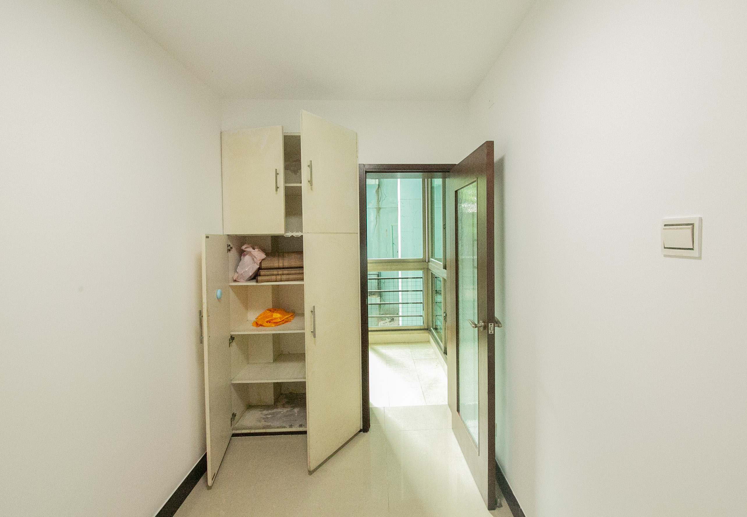 锦绣华天  4室2厅2卫    133.0万 锦绣华天  4室2厅2卫    133.0万厨房