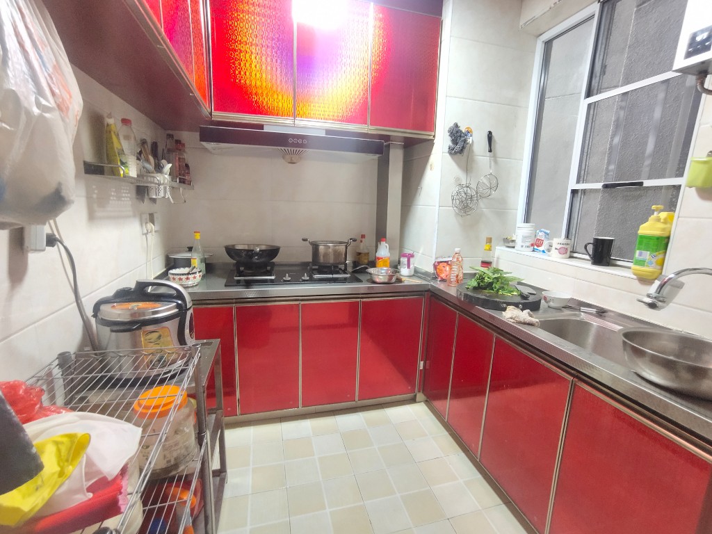 美的城三期  2室2厅1卫   50.00万客厅