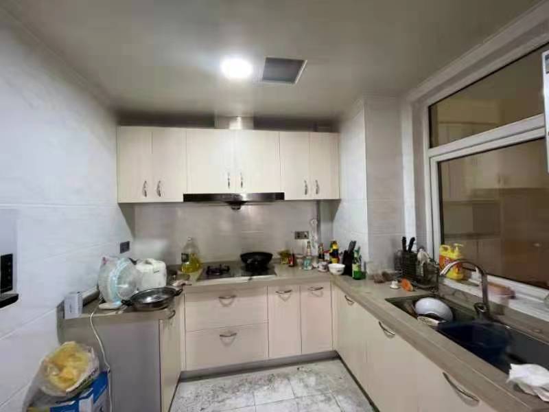 佳兆业金域天下三期 3室2厅1卫 58.8万 佳兆业金域天下三期 3室2厅1卫 58.8万客厅