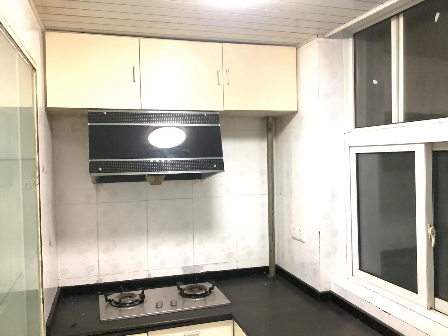 九天国际 2室2厅1卫 36.0万 九天国际 2室2厅1卫 36.0万客厅