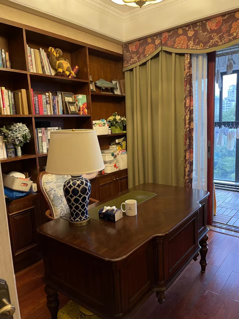 金碧花园 4室2厅2卫 140.0万 金碧花园 4室2厅2卫 140.0万客厅