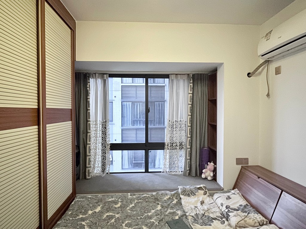 亿都新天地  2室2厅1卫   52.00万客厅