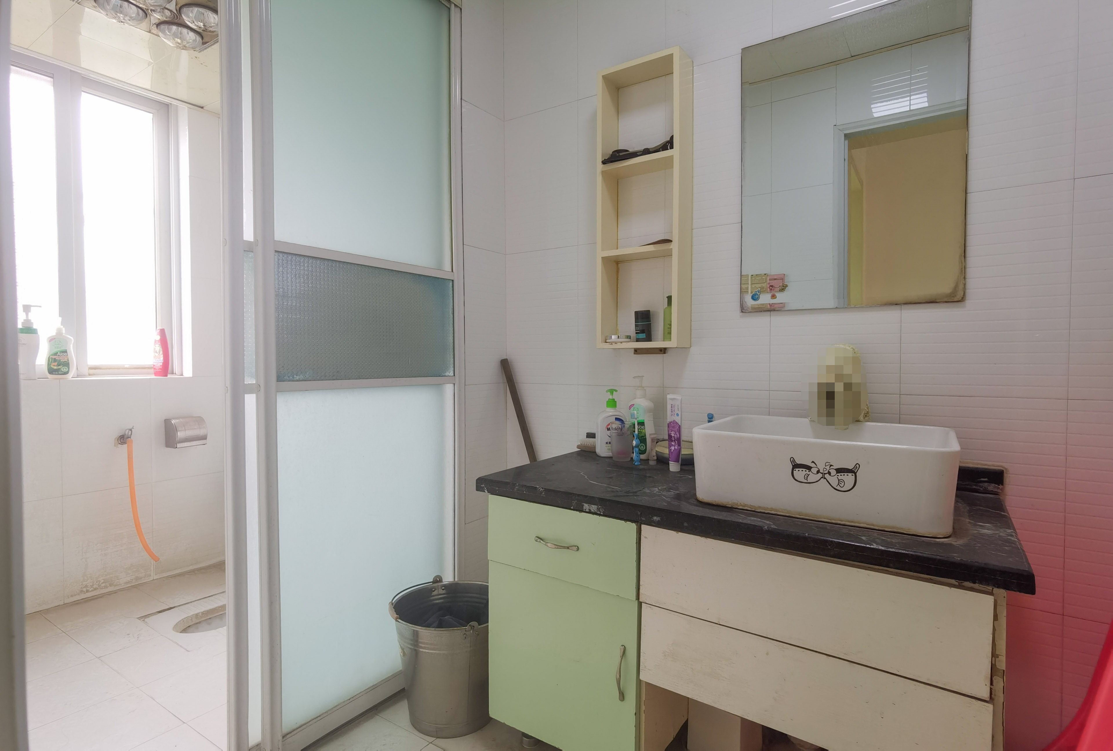 楠湖山庄  2室1厅1卫    37.8万 楠湖山庄  2室1厅1卫    37.8万客厅