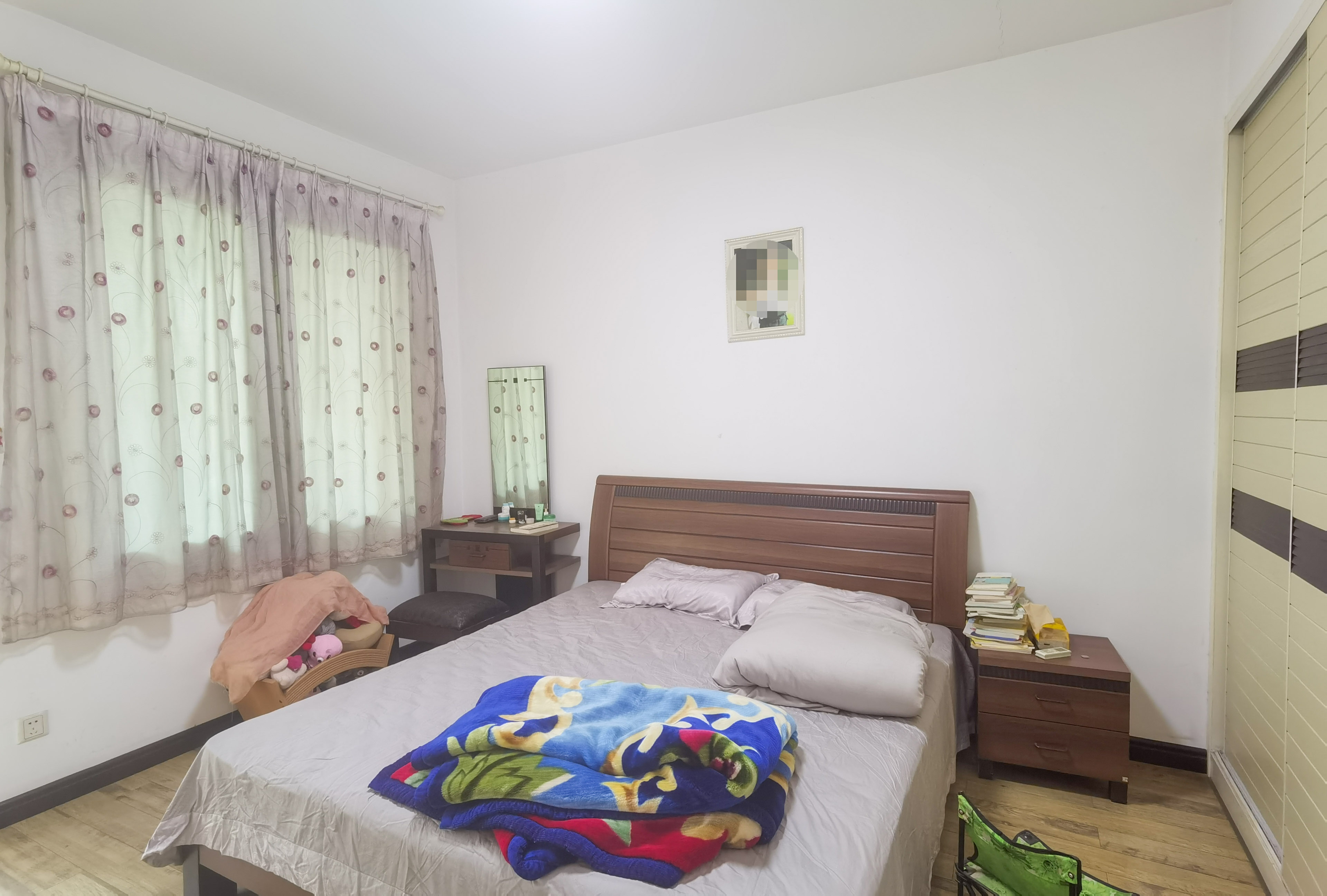 楠湖山庄  2室1厅1卫    37.8万 楠湖山庄  2室1厅1卫    37.8万客厅