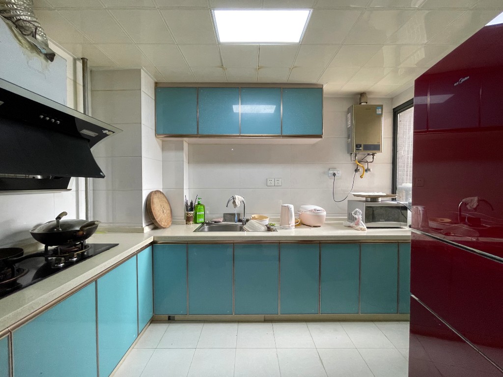 美的城二期 2室2厅1卫 42.0万 美的城二期 2室2厅1卫 42.0万客厅