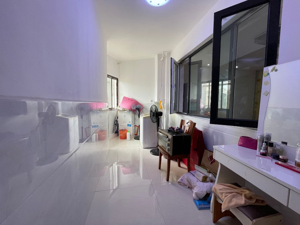 美的城二期 2室2厅1卫 42.0万 美的城二期 2室2厅1卫 42.0万客厅