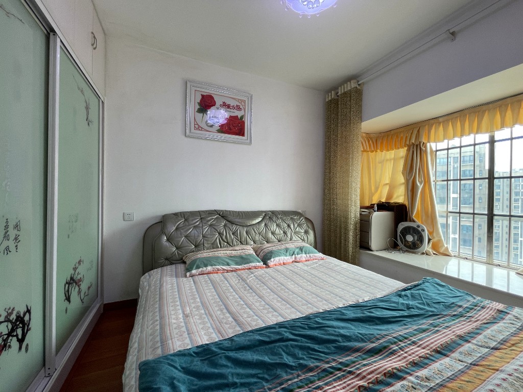 美的城二期 2室2厅1卫 42.0万 美的城二期 2室2厅1卫 42.0万客厅