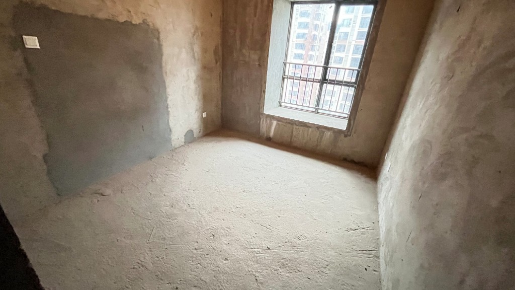 磐龙生态社区 3室2厅2卫 65.0万 磐龙生态社区 3室2厅2卫 65.0万客厅