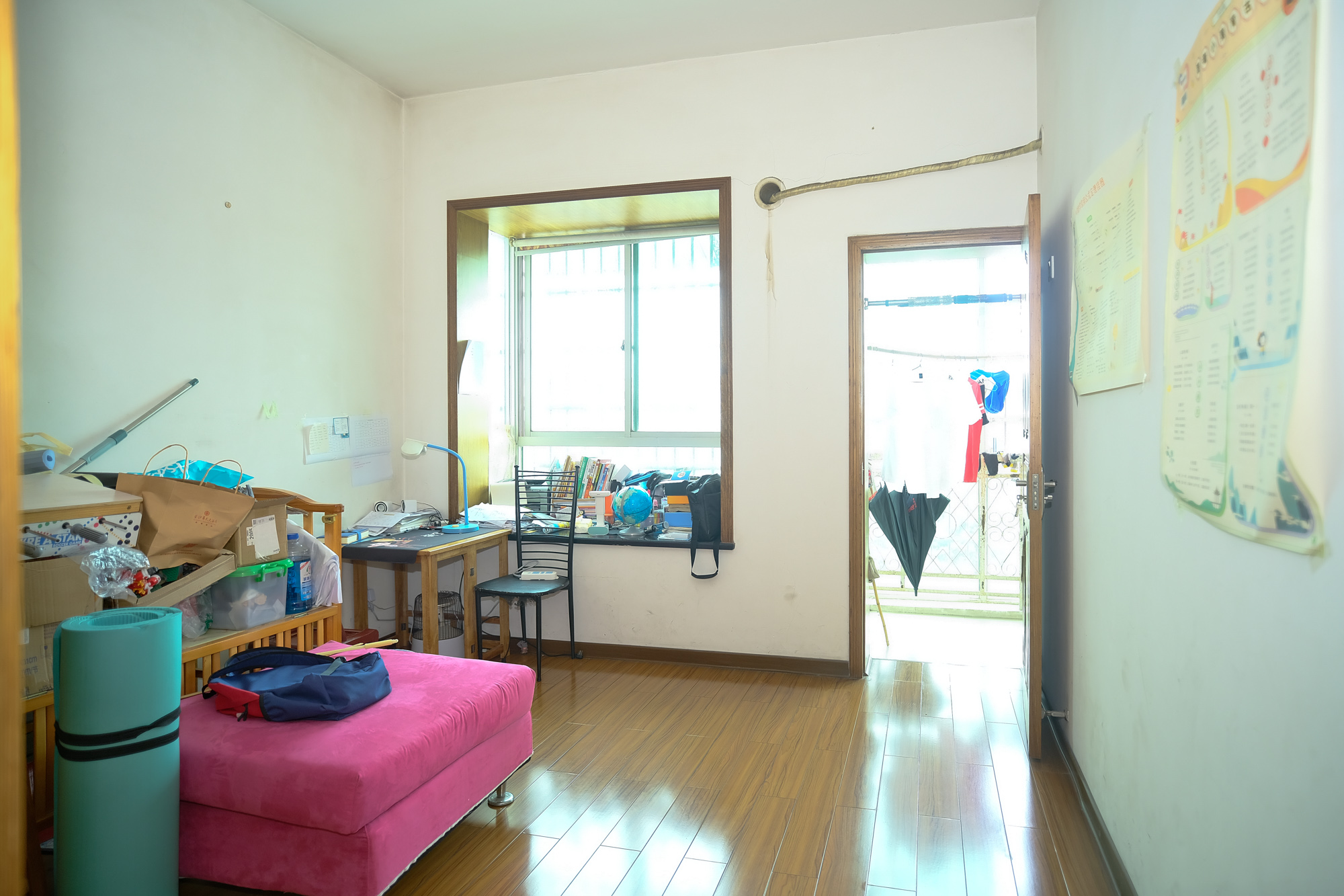 中南汽车世界  3室2厅2卫    50.8万 中南汽车世界  3室2厅2卫    50.8万卧室