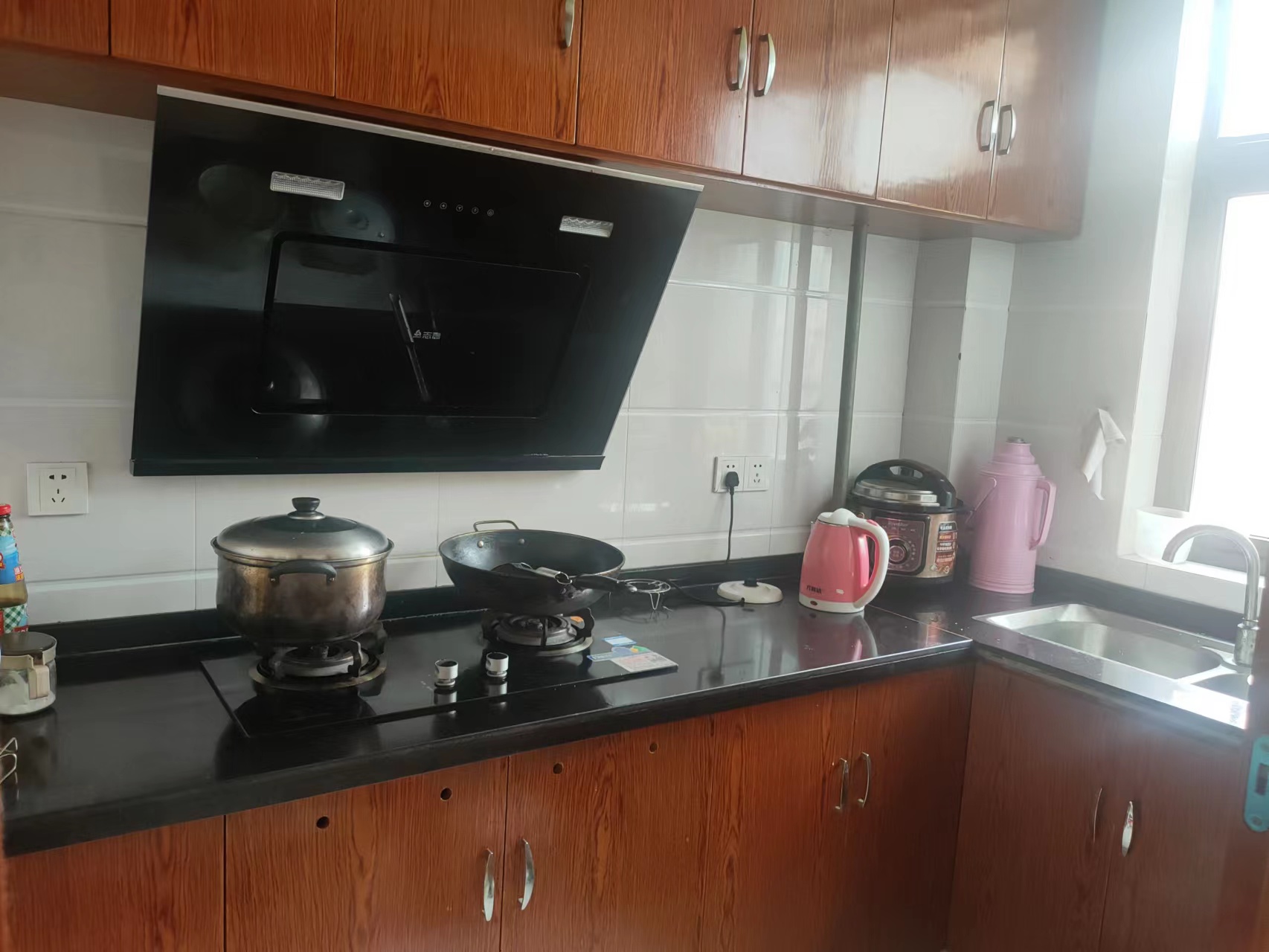 桂花名城 0室0厅0卫 41.8万 桂花名城 0室0厅0卫 41.8万客厅