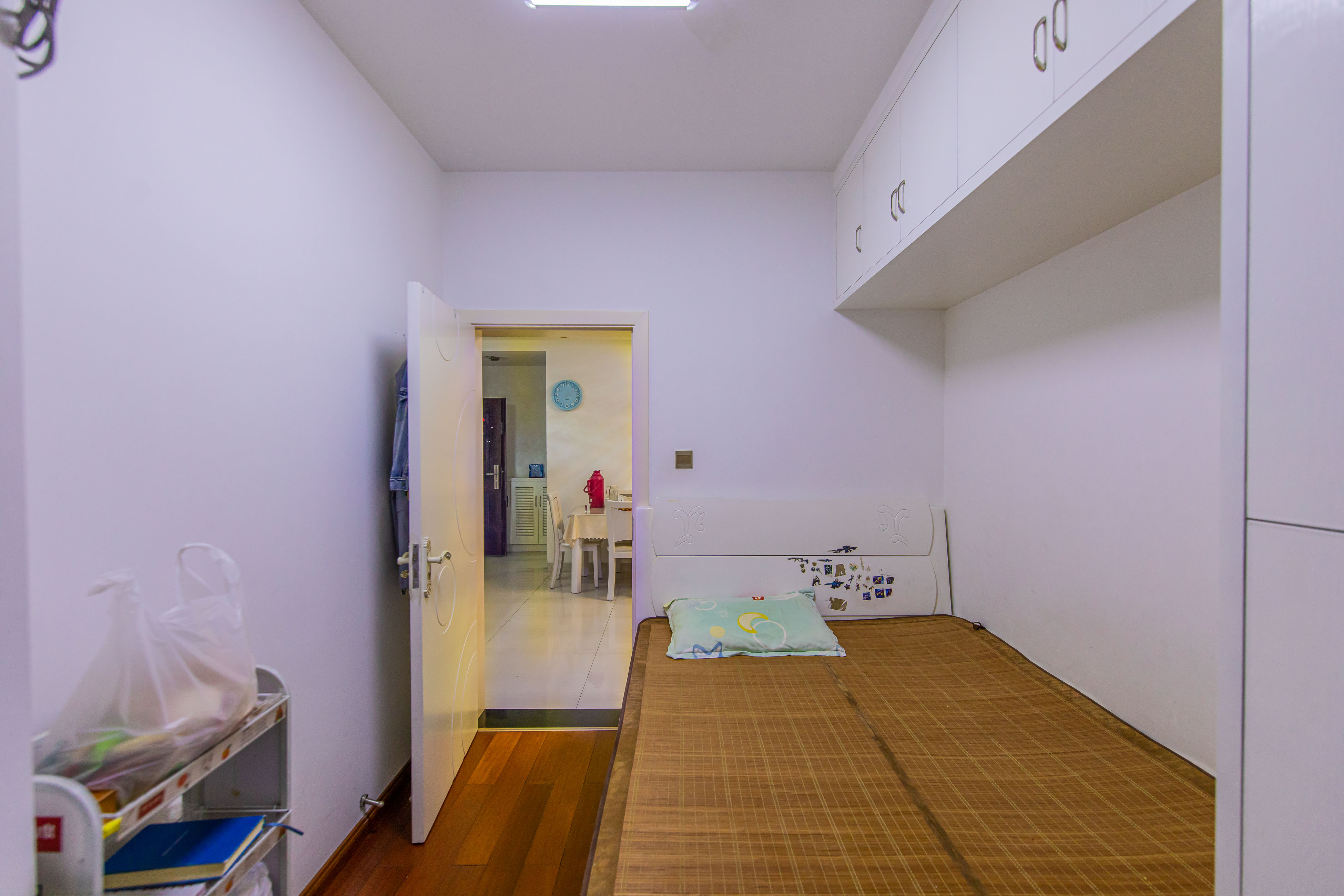 泊林晶城  2室1厅1卫   60.00万卧室