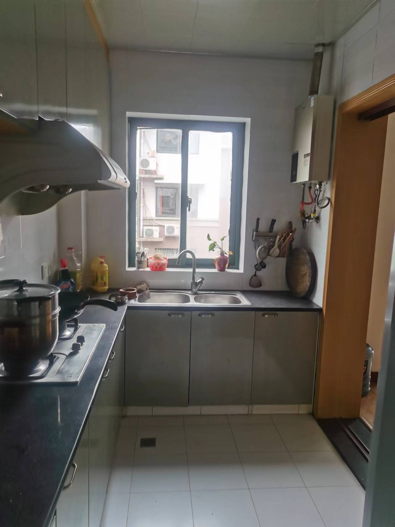 香山美境 3室2厅1卫 40.0万 香山美境 3室2厅1卫 40.0万客厅