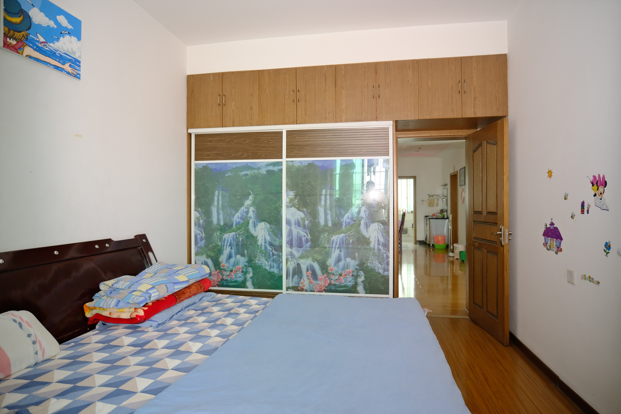 中南汽车世界  3室2厅2卫    50.8万 中南汽车世界  3室2厅2卫    50.8万卧室