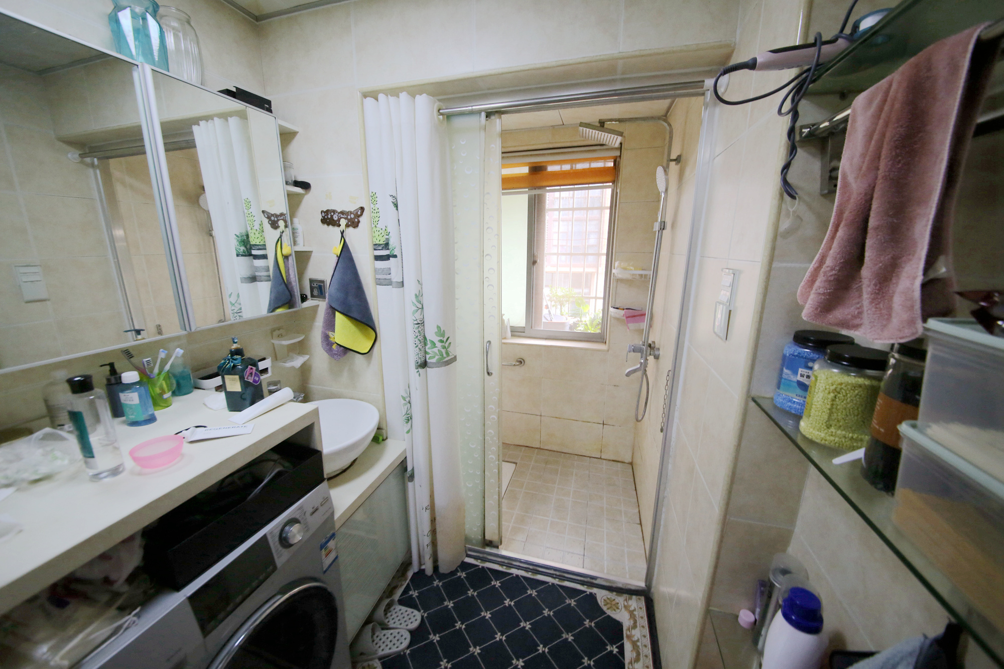 西源鑫大厦  2室2厅1卫    87.89万卫生间