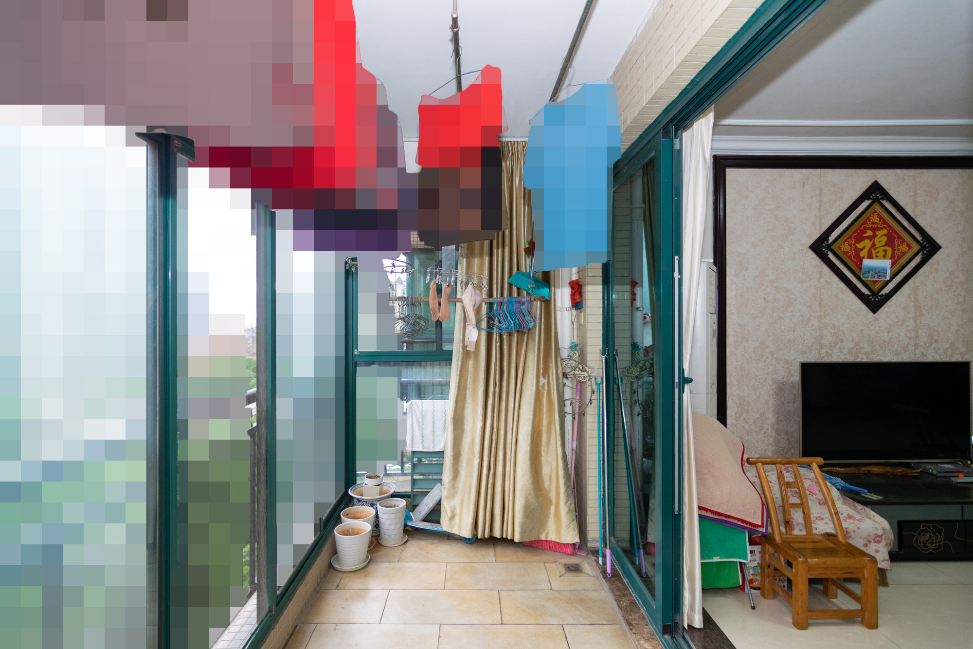 恒大名都 4室2厅4卫 130.0万 恒大名都 4室2厅4卫 130.0万卧室