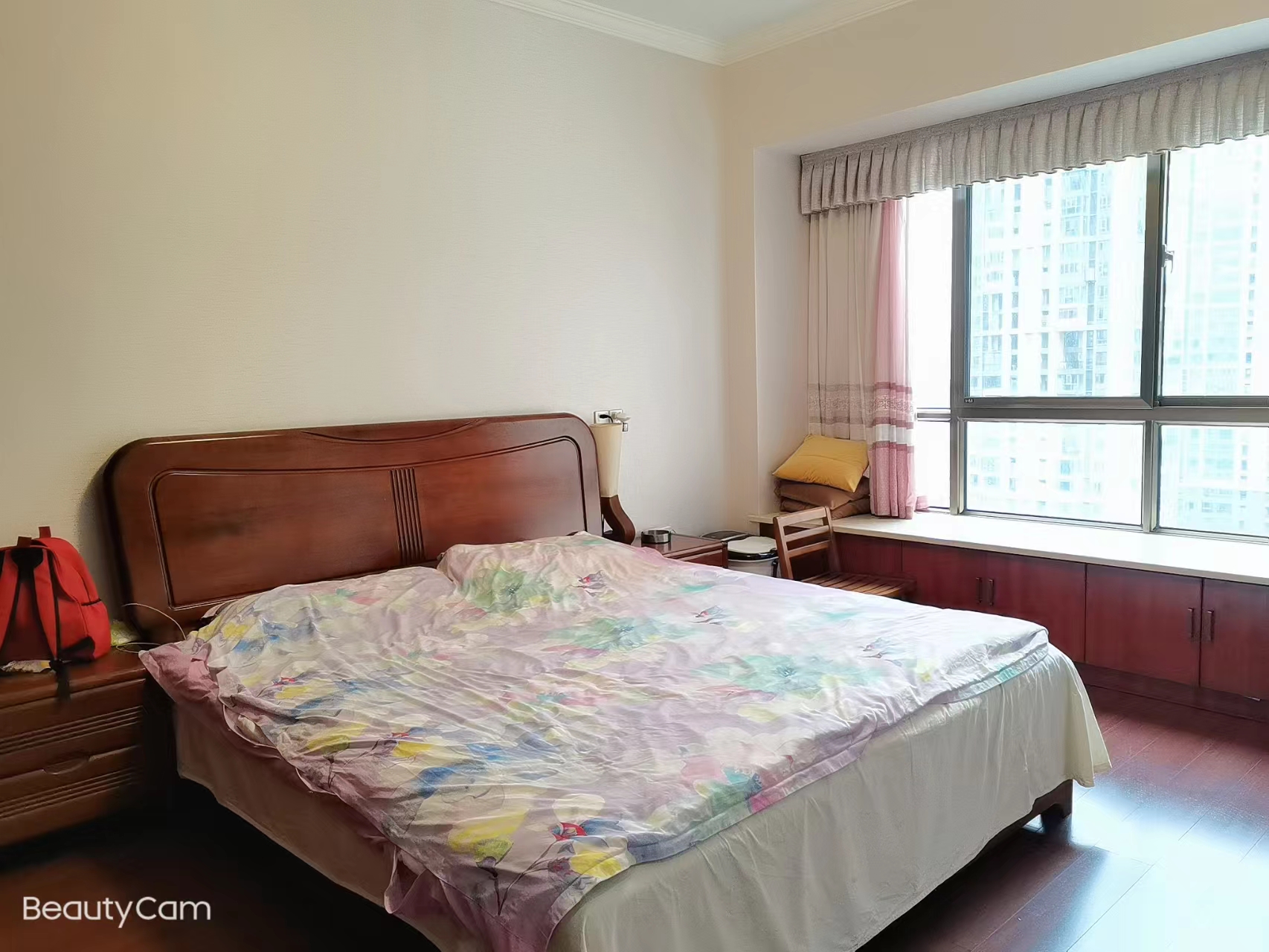 奥园养生城 4室2厅2卫 122.8万 奥园养生城 4室2厅2卫 122.8万客厅