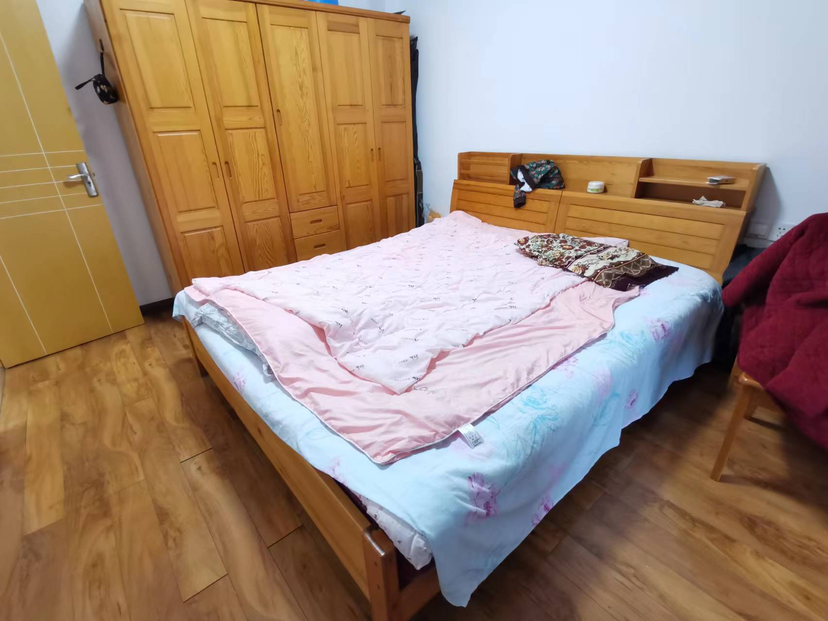 尚格名城花好悦园4期 3室2厅1卫 69.8万 尚格名城花好悦园4期 3室2厅1卫 69.8万客厅