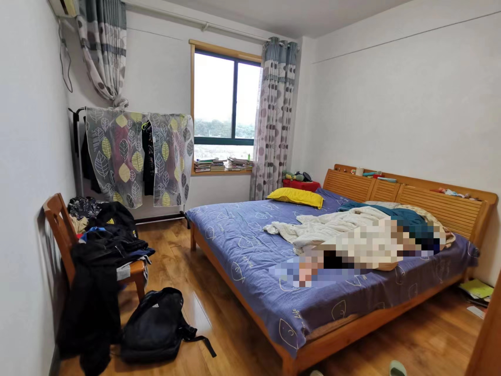 尚格名城花好悦园4期 3室2厅1卫 69.8万 尚格名城花好悦园4期 3室2厅1卫 69.8万客厅