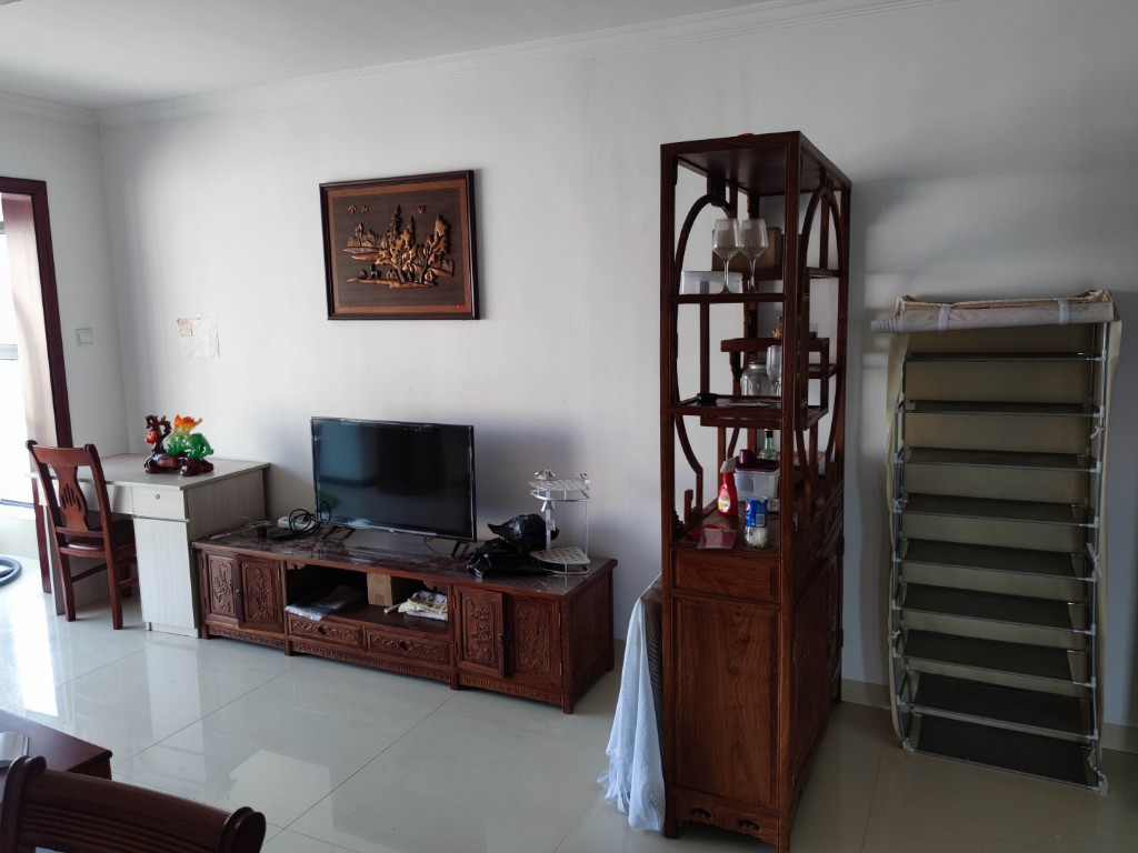 佳兆业金域天下三期 2室2厅1卫 65.0万 佳兆业金域天下三期 2室2厅1卫 65.0万客厅