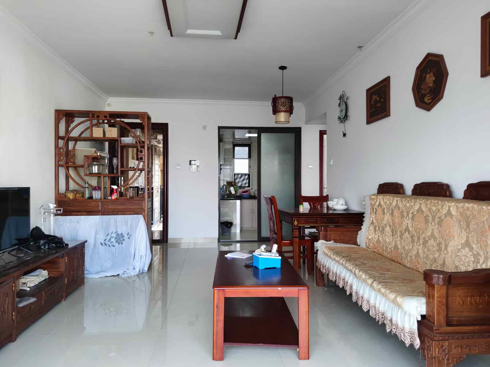 佳兆业金域天下三期 2室2厅1卫 65.0万 佳兆业金域天下三期 2室2厅1卫 65.0万客厅