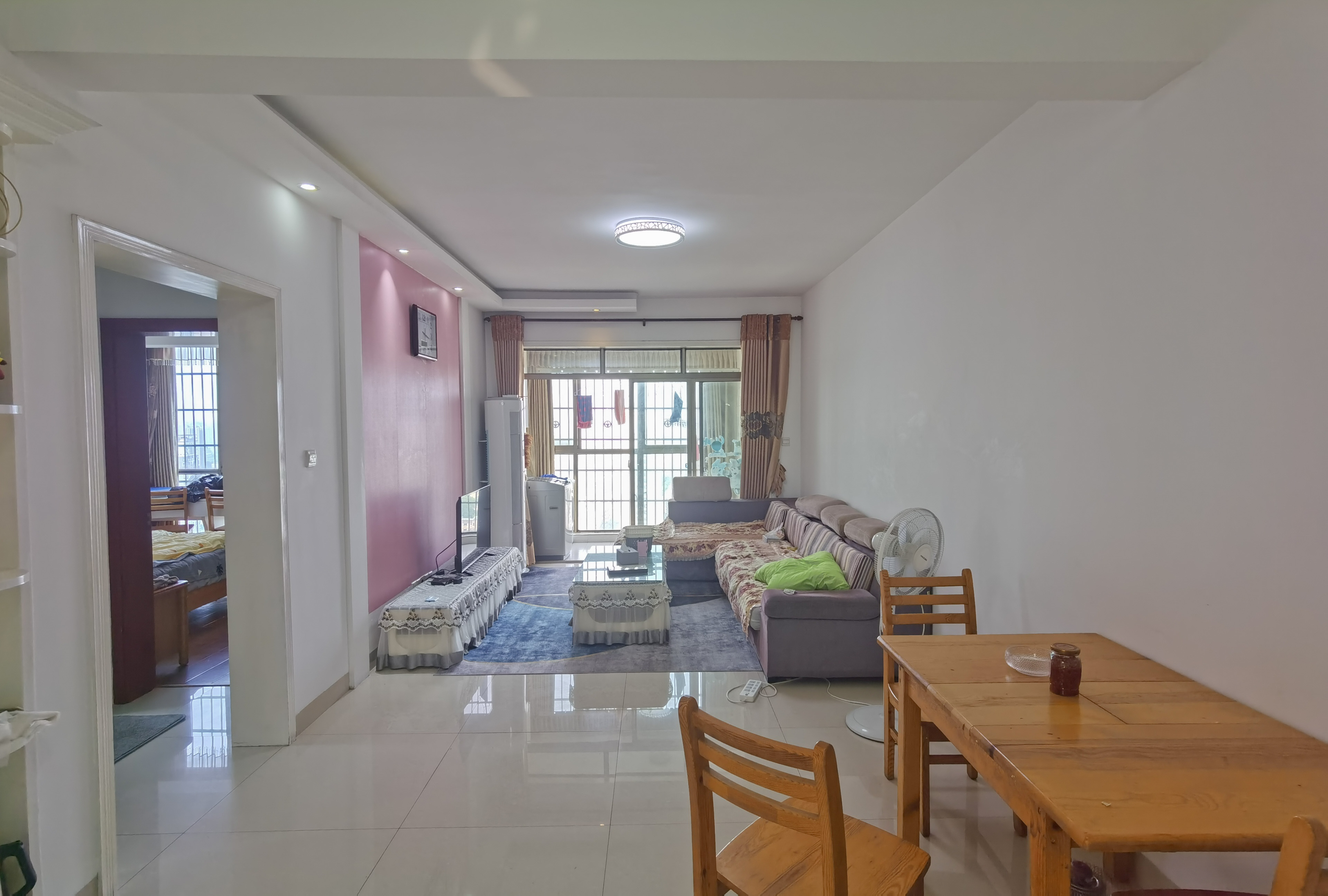 紫金名门  2室2厅1卫    52.8万 紫金名门  2室2厅1卫    52.8万客厅