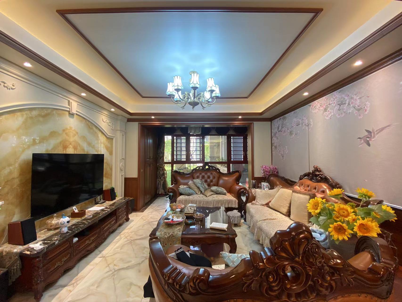 奥园养生城 4室2厅2卫 130.0万 奥园养生城 4室2厅2卫 130.0万客厅