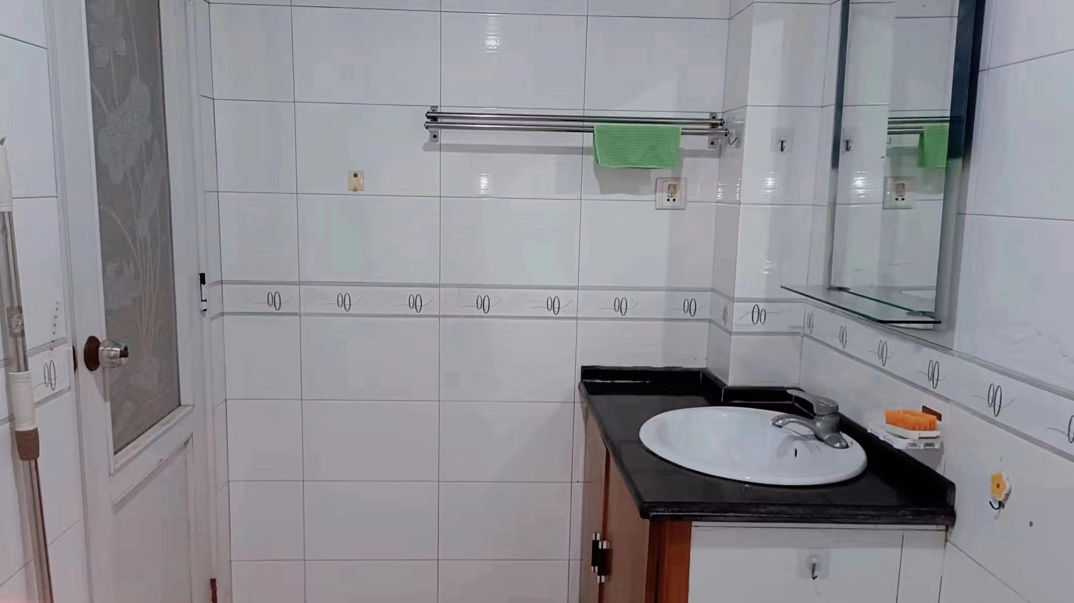 馨竹苑 2室1厅1卫 37.8万 馨竹苑 2室1厅1卫 37.8万客厅