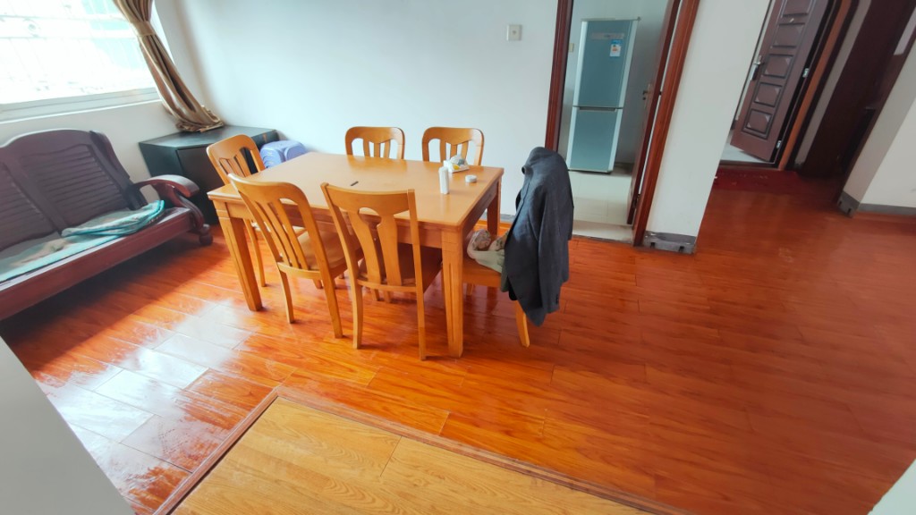 株洲富景园 3室2厅1卫 86.0万 株洲富景园 3室2厅1卫 86.0万客厅