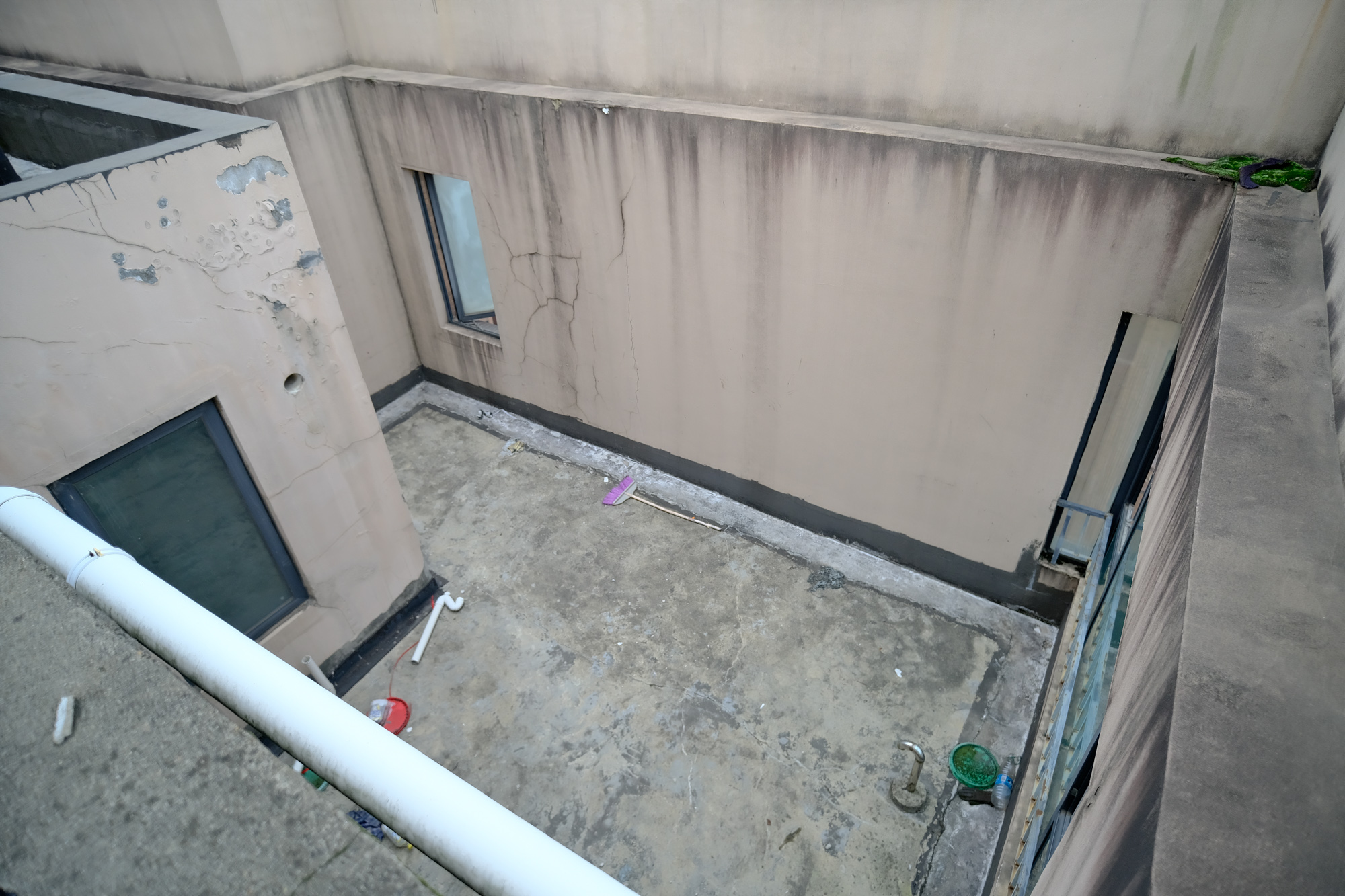 三一街区  4室2厅2卫    112.8万 三一街区  4室2厅2卫    112.8万其他